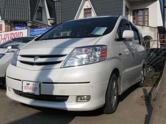 2003 Toyota Alphard Pictures