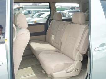 2003 Toyota Alphard Photos