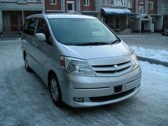 2003 Toyota Alphard Photos