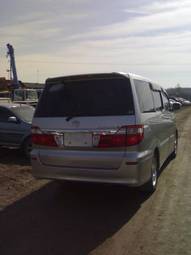 2003 Toyota Alphard Pictures