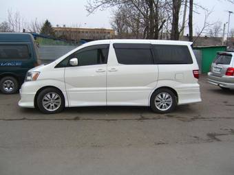 2003 Toyota Alphard Photos