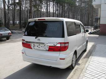 2003 Toyota Alphard Pictures
