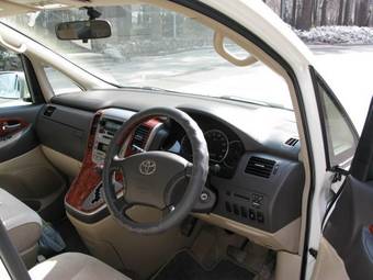 2003 Toyota Alphard Pictures