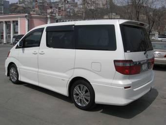 2003 Toyota Alphard Pictures