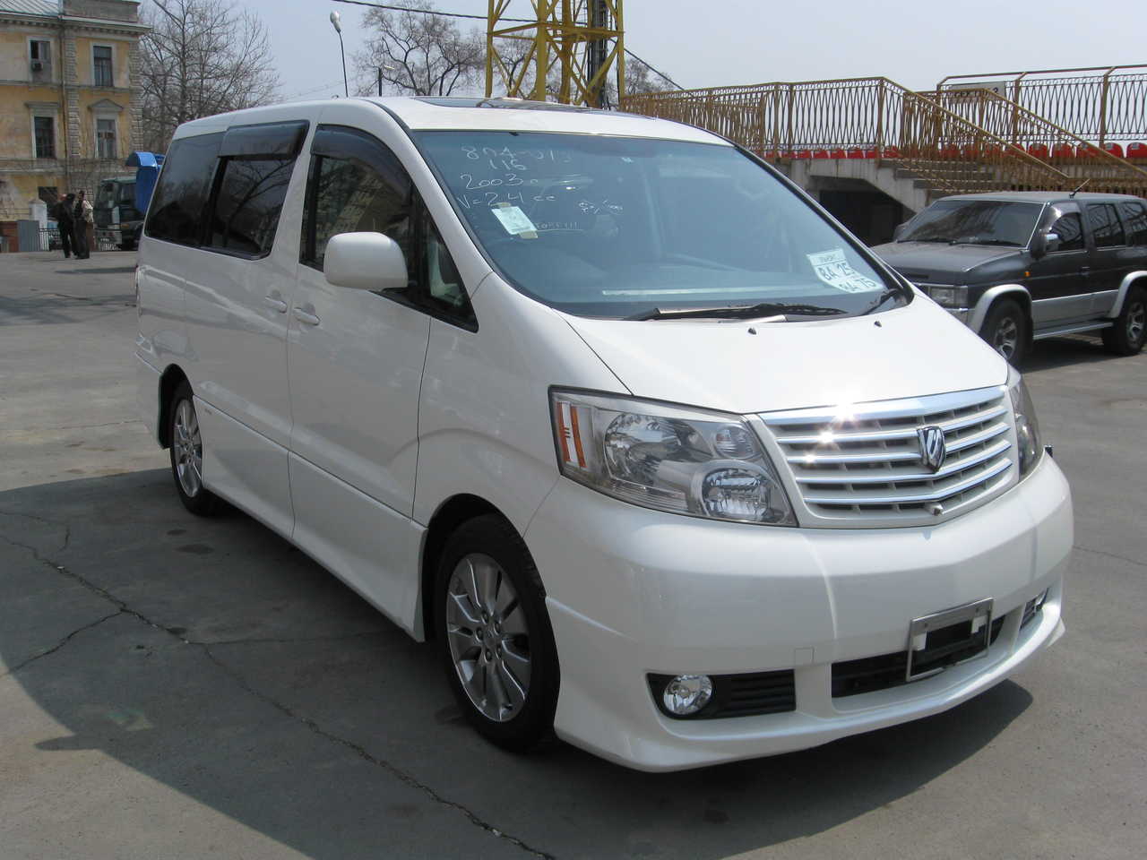 Toyota alphard 2003