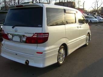 2003 Toyota Alphard Photos