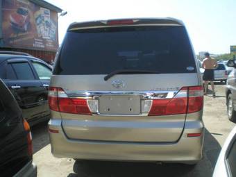 2003 Toyota Alphard Photos