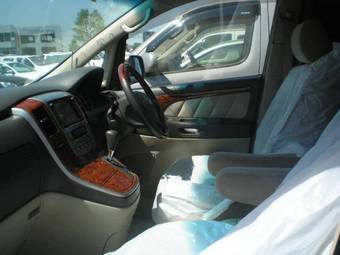 2003 Toyota Alphard Pictures