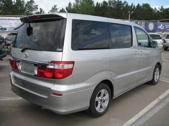 2003 Toyota Alphard Pictures