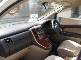 2003 Toyota Alphard Pictures