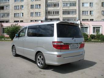 2003 Toyota Alphard Photos