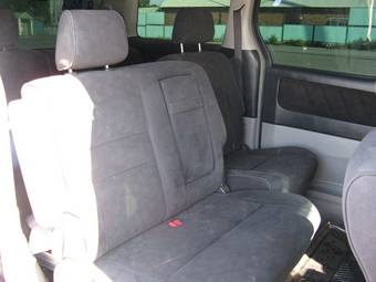 2003 Toyota Alphard Pictures