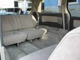 2003 Toyota Alphard Photos