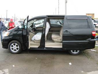 2003 Toyota Alphard Images