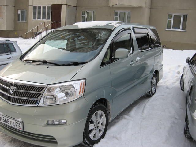 2004 Toyota Alphard