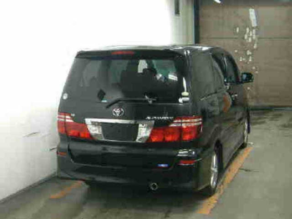 2004 Toyota Alphard