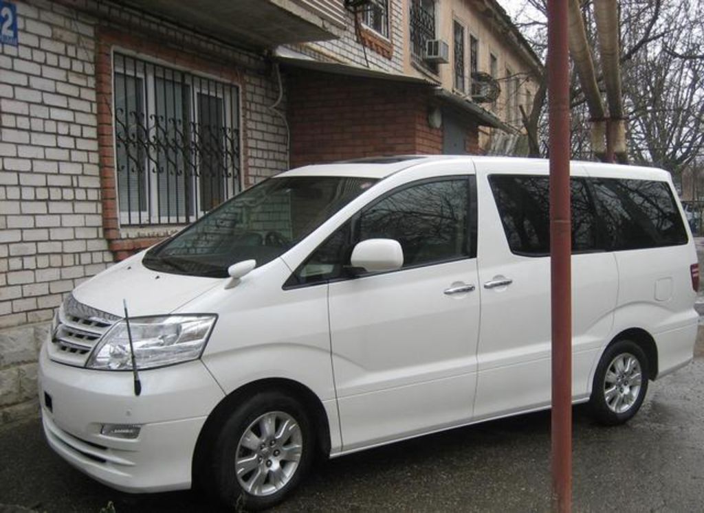 2004 Toyota Alphard