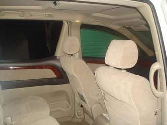 2004 Toyota Alphard For Sale