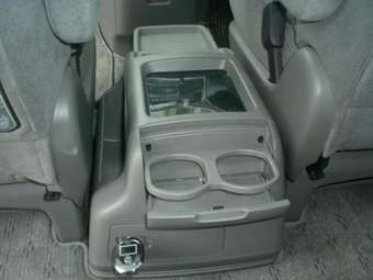2004 Toyota Alphard Photos