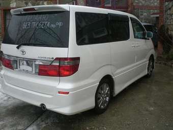 2004 Toyota Alphard Photos