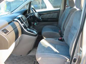 2004 Toyota Alphard Pictures