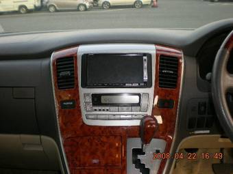 2004 Toyota Alphard Images