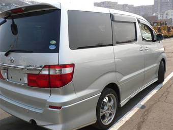 2004 Toyota Alphard Photos