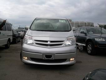 2004 Toyota Alphard Photos