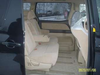 2005 Alphard