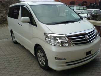 2005 Toyota Alphard Images