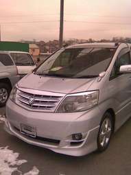 2005 Toyota Alphard Pics