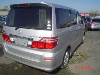 2005 Toyota Alphard Pictures