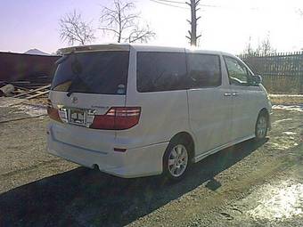 2005 Toyota Alphard Photos