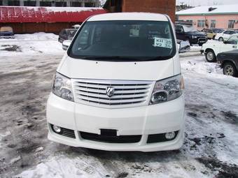 2005 Toyota Alphard Photos