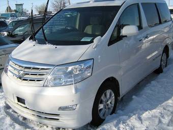 2005 Toyota Alphard Photos
