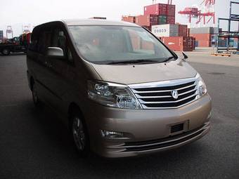 2005 Toyota Alphard Pictures