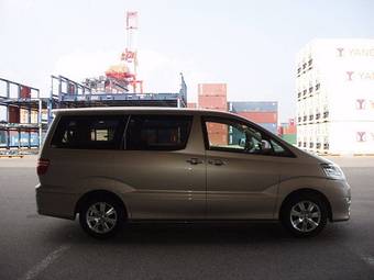 2005 Toyota Alphard Photos