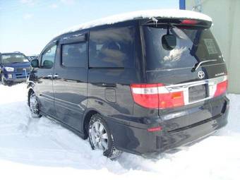 2005 Toyota Alphard Pictures