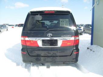 2005 Toyota Alphard Photos