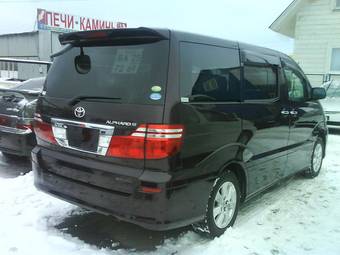 2005 Toyota Alphard Images