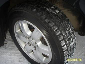 2005 Toyota Alphard Pictures