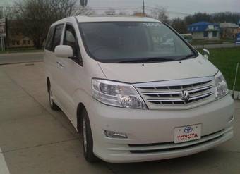 2005 Toyota Alphard Images