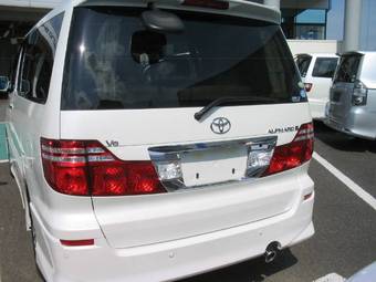 2005 Toyota Alphard Pics