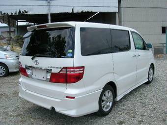 2005 Toyota Alphard Photos