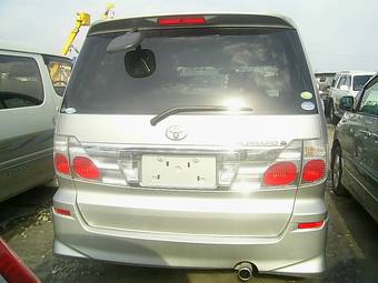 2005 Toyota Alphard Photos