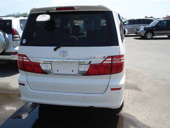 2005 Toyota Alphard Pics