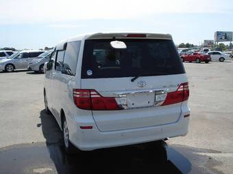 2005 Toyota Alphard Pictures