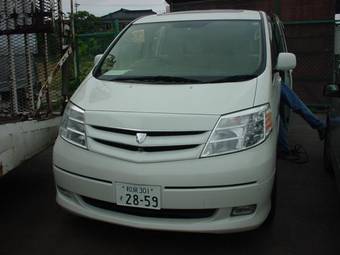 2005 Toyota Alphard Photos