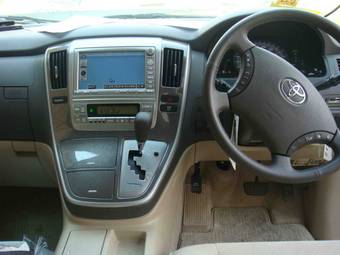 2006 Toyota Alphard Pictures