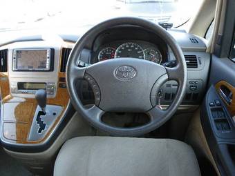 2007 Toyota Alphard Images
